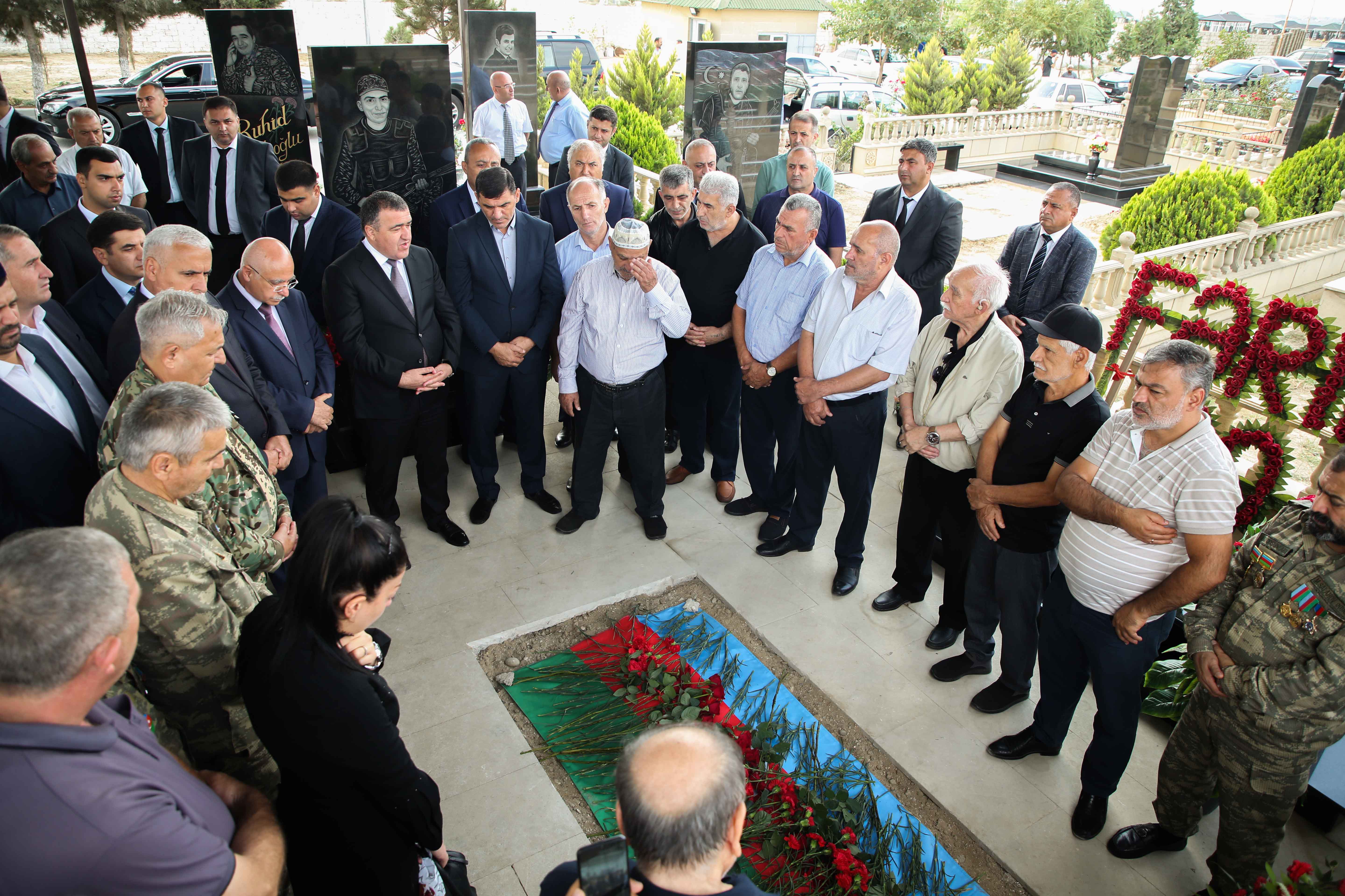 Xətai RİH başçısı Rafiq Quluyev şəhid ailələrinə, qazilərə, veteranlara daim diqqət və qayğı göstərir - ÖZƏL 