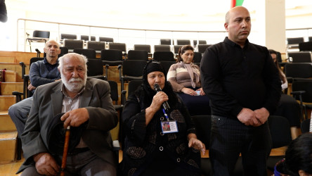 Rayon İcra Hakimiyyətinin başçısı 171 saylı tam orta məktəbdə vətəndaşlarla görüşdü