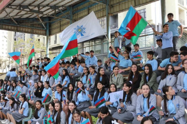 Xətai rayonunda Ulu Öndər Heydər Əliyevin 102-ci ildönümünə həsr olunmuş məktəblilərarası futbol turnirinin final mərhələsi keçirilib