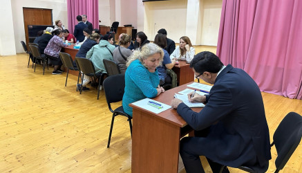 Xətai rayonunda vəkillər vətəndaşlara növbəti dəfə pulsuz hüquqi yardım göstərdilər