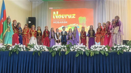 Xətai rayonunda Novruz Bayramı münasibətilə rayon məktəblərində silsilə tədbirlər təşkil olunub.