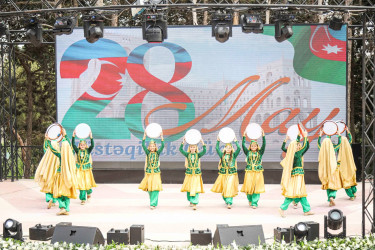 Xətai rayonunda "28 may- Müstəqillik Günü"nə həsr edilmiş bayram konserti təşkil olunub+VİDEO