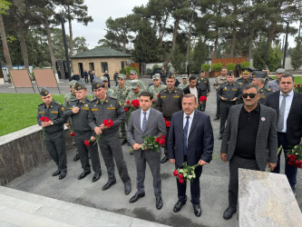 Vətən Müharibəsi şəhidi Həsənov Ceyhun Aydın oğlunun məzarı ziyarət olunub