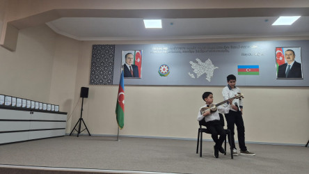 Xətai rayonunda “Heydər Əliyev və Azərbaycan tarixi” mövzusunda referat müsabiqəsinin qalibləri mükafatlandırılıb