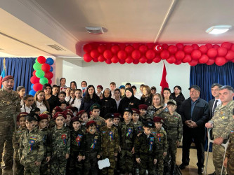 194 saylı tam orta məktəbdə Vətən Müharibəsi şəhidi  Məmmədov Anar Elşad oğlunun anım günü qeyd olunub