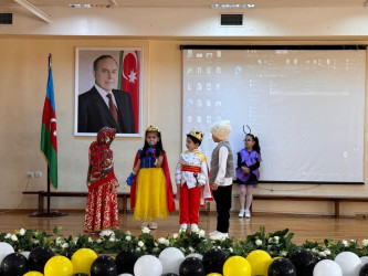 Xətai rayon məktəblərində "1 iyun-Uşaqların Beynəlxalq Müdafiəsi Günü" ilə bağlı silsilə tədbirlər keçirilb.