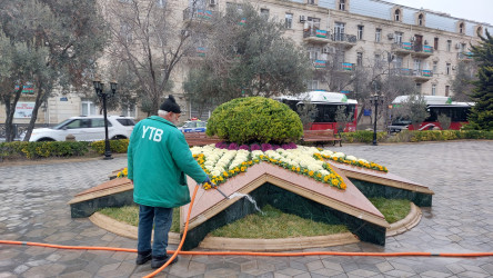 Xocalı soyqırımının 32-ci ildönümü ilə bağlı "Ana fəryadı" abidəsinin yerləşdiyi parkda abadlıq işləri aparılır