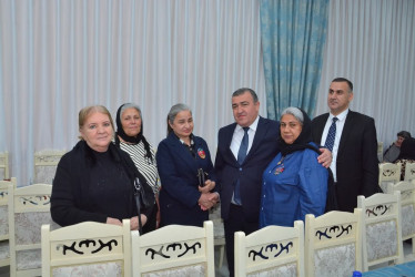 Xətai rayonunda Aprel şəhidlərinin anım günü ilə əlaqədar ehsan süfrəsi təşkil olundu