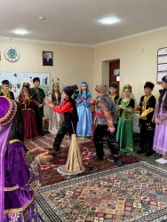 Xətai rayonunda Novruz Bayramı münasibətilə rayon məktəblərində silsilə tədbirlər təşkil olunub.