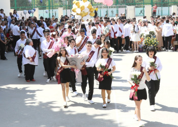 Xətai rayon məktəblərində "Son Zəng" tədbirləri keçirilb