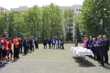 Xətai rayonunda Ulu Öndər Heydər Əliyevin 102-ci ildönümünə həsr olunmuş məktəblilərarası futbol turnirinin final mərhələsi keçirilib