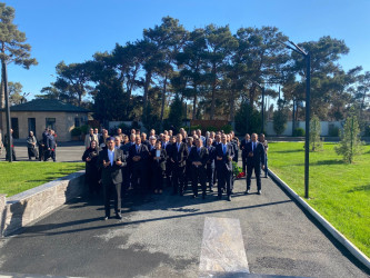 Vətən Müharibəsi şəhidləri Əsgərov Rüfət Mürvət oğlu və Rzayev Vüsal Tofiq oğlunun məzarları ziyarət olunub