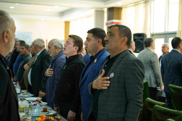 Xətai rayonunda Aprel şəhidlərinin xatirəsinə ehsan süfrəsi təşkil olunub