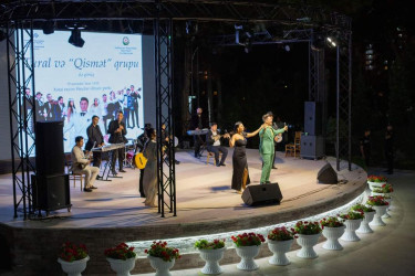 Xətai rayonunda müğənni Tural Qismət və "Qismət" qrupunun konserti təşkil olunub