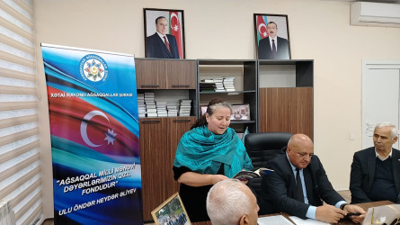 Xətai rayonunda "Ümummilli Lider Heydər Əliyev – müstəqil Azərbaycan Konstitusiyasının müəllifidir” mövzusunda dəyirmi masa keçirilib