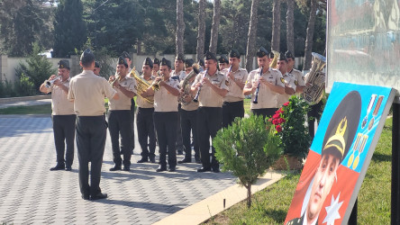 Vətən Müharibəsi şəhidi polkovnik-leytenant Ramaldanov Babək Meyvəddin oğlunun anım günü qeyd edilib