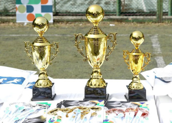 Xətai rayonunda Ulu Öndər Heydər Əliyevin 102-ci ildönümünə həsr olunmuş məktəblilərarası futbol turnirinin final mərhələsi keçirilib