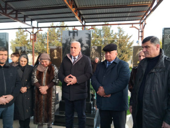 Vətən Müharibəsi şəhidi Səmədov Elnur Qalib oğlunun məzarı  ziyarət olunub