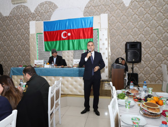 Xətai rayonunda Ulu Öndərin anım günü ilə əlaqədar ehsan süfrəsi açılıb