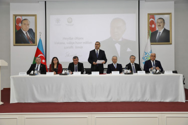 Xətai rayonunda Ulu Öndər Heydər Əliyevin anım günü ilə əlaqədar “Vətənə, xalqa həsr edilən şərəfli ömür” mövzusunda tədbir keçirilib