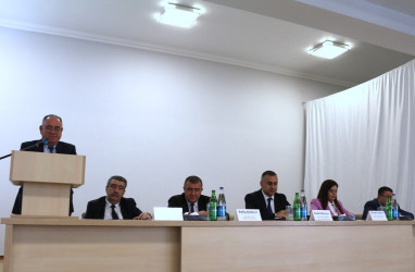 Xətai rayonunda akademik Zərifə xanım Əliyevanın anım gününə həsr olunmuş tədbir keçirilmişdir+VİDEO