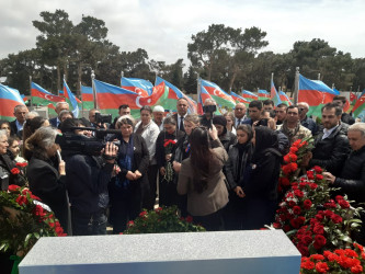 Xətai rayonunda antiterror şəhidi Daşdəmirov Sahib Natiq oğlunun xatirəsi anılıb