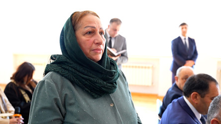 Rayon İcra Hakimiyyətinin başçısı 24 saylı tam orta məktəbdə vətəndaşlarla görüşüb