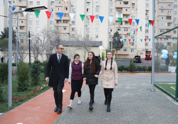 Xətai rayonunda “Bizim həyət” layihəsi çərçivəsində növbəti həyətin açılışı olub Açılışda Heydər Əliyev Fondunun vitse-prezidenti Leyla Əliyeva iştirak edib