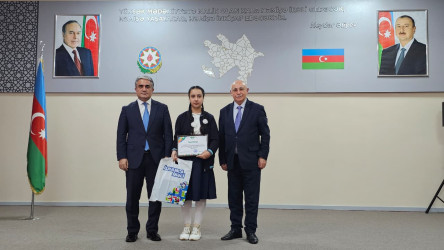 Xətai rayonunda “Heydər Əliyev və Azərbaycan tarixi” mövzusunda referat müsabiqəsinin qalibləri mükafatlandırılıb