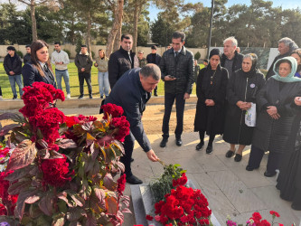 Vətən Müharibəsi şəhidi Rzazədə Həsən Vüqar oğlunun anım günü ilə əlaqədar məzarı rayon ictimaiyyəti tərəfindən ziyarət olunub