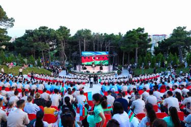 Xətai rayonunda Azərbaycan Respublikasının Silahlı Qüvvələr Gününə həsr olunmuş konsert proqramı+VİDEO