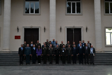 Heydər Əliyev adına Hərbi İnstitutda “Zəfər Günü”nün dördüncü ildönümünə həsr olunmuş  konfrans keçirilib.