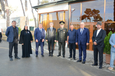 Rayon ictimaiyyəti 27 sentyabr -Anım Günündə şəhid məzarlarını ziyarət edib