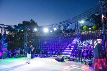 Xətai rayonunda 26 iyun-Azərbaycan Respublikasının Silahlı Qüvvələr Gününə həsr olunmuş konsert proqramı təşkil olunub+VİDEO