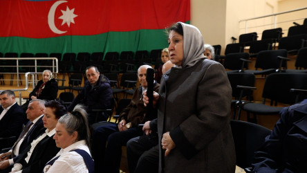 Rayon İcra Hakimiyyətinin başçısı 171 saylı tam orta məktəbdə vətəndaşlarla görüşdü