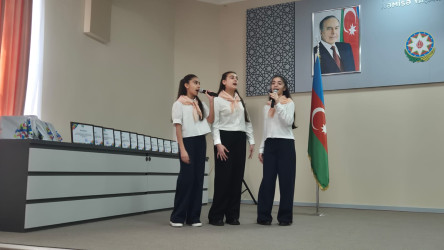 Xətai rayonunda “Heydər Əliyev və Azərbaycan tarixi” mövzusunda referat müsabiqəsinin qalibləri mükafatlandırılıb