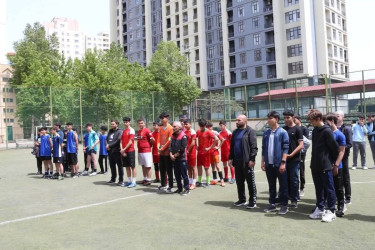 Xətai rayonunda Ulu Öndər Heydər Əliyevin 102-ci ildönümünə həsr olunmuş məktəblilərarası futbol turnirinin final mərhələsi keçirilib