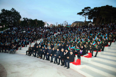 Xətai rayonunda Zəfər Gününə həsr olunmuş konsert proqramı təqdim edildi