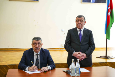 Rayon İcra Hakimiyyətinin başçısı 58 saylı tam orta məktəbdə vətəndaşlarla görüşüb