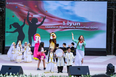 Xətai rayonunda "1 İyun-Uşaqların Beynəlxalq Müdafiəsi Günü " ilə bağlı möhtəşəm konsert proqramı təşkil olunub+Video