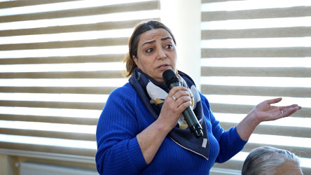 Rayon İcra Hakimiyyətinin başçısı 191 saylı tam orta məktəbdə vətəndaşlarla görüşüb