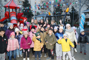 Xətai rayonunda “Bizim həyət” layihəsi çərçivəsində növbəti həyətin açılışı olub Açılışda Heydər Əliyev Fondunun vitse-prezidenti Leyla Əliyeva iştirak edib