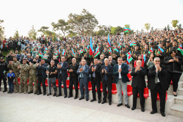 Xətai rayonunda Ümummilli lider Heydər Əliyevin 100 illik yubileyinə həsr olunmuş möhtəşəm konsert proqramı təşkil olunub+VİDEO