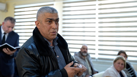 Rayon İcra Hakimiyyətinin başçısı 191 saylı tam orta məktəbdə vətəndaşlarla görüşüb