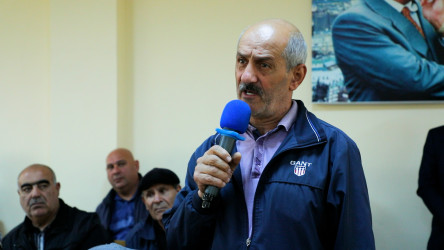 Rayon İcra Hakimiyyətinin başçısı 191 saylı tam orta məktəbdə vətəndaşlarla görüşdü