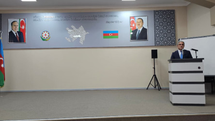 Xətai rayonunda “Heydər Əliyev və Azərbaycan tarixi” mövzusunda referat müsabiqəsinin qalibləri mükafatlandırılıb