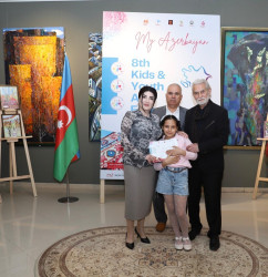 Xətai rayonunda “Azərbaycanım” Beynəlxalq VIII Uşaq və Gənc Rəsm Festivalı çərçivəsində müsabiqənin yekun sərgiləri keçirilib