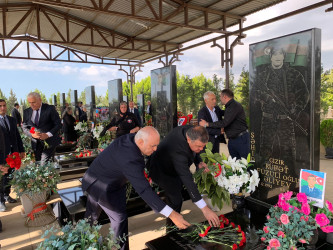 Vətən Müharibəsi şəhidlərinin anım günündə məzarları ziyarət olundu