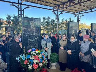 Vətən Müharibəsi şəhidi Eyvazov Əbülhəsən Balaş oğlunun məzarı ziyarət olunub
