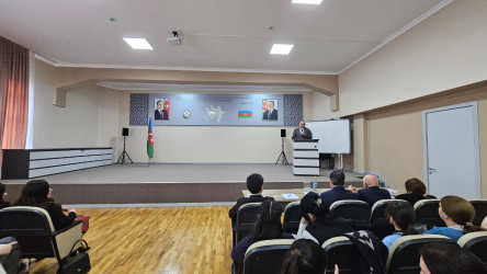 Xətai rayonunda “Heydər Əliyev və Azərbaycan tarixi” mövzusunda referat müsabiqəsinin qalibləri mükafatlandırılıb